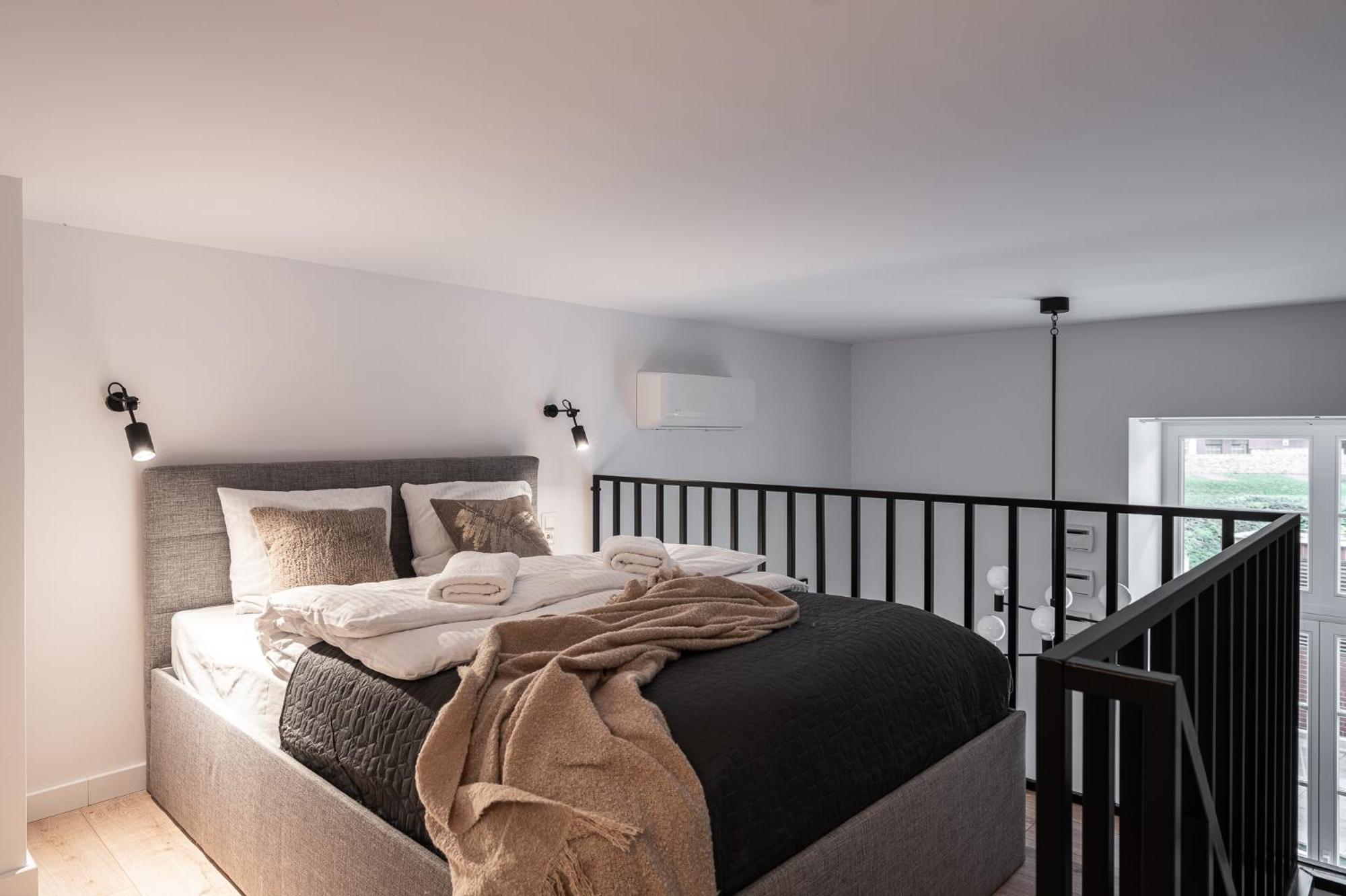 Rentplanet - Bulwar Staromiejski Wrocław Exteriör bild