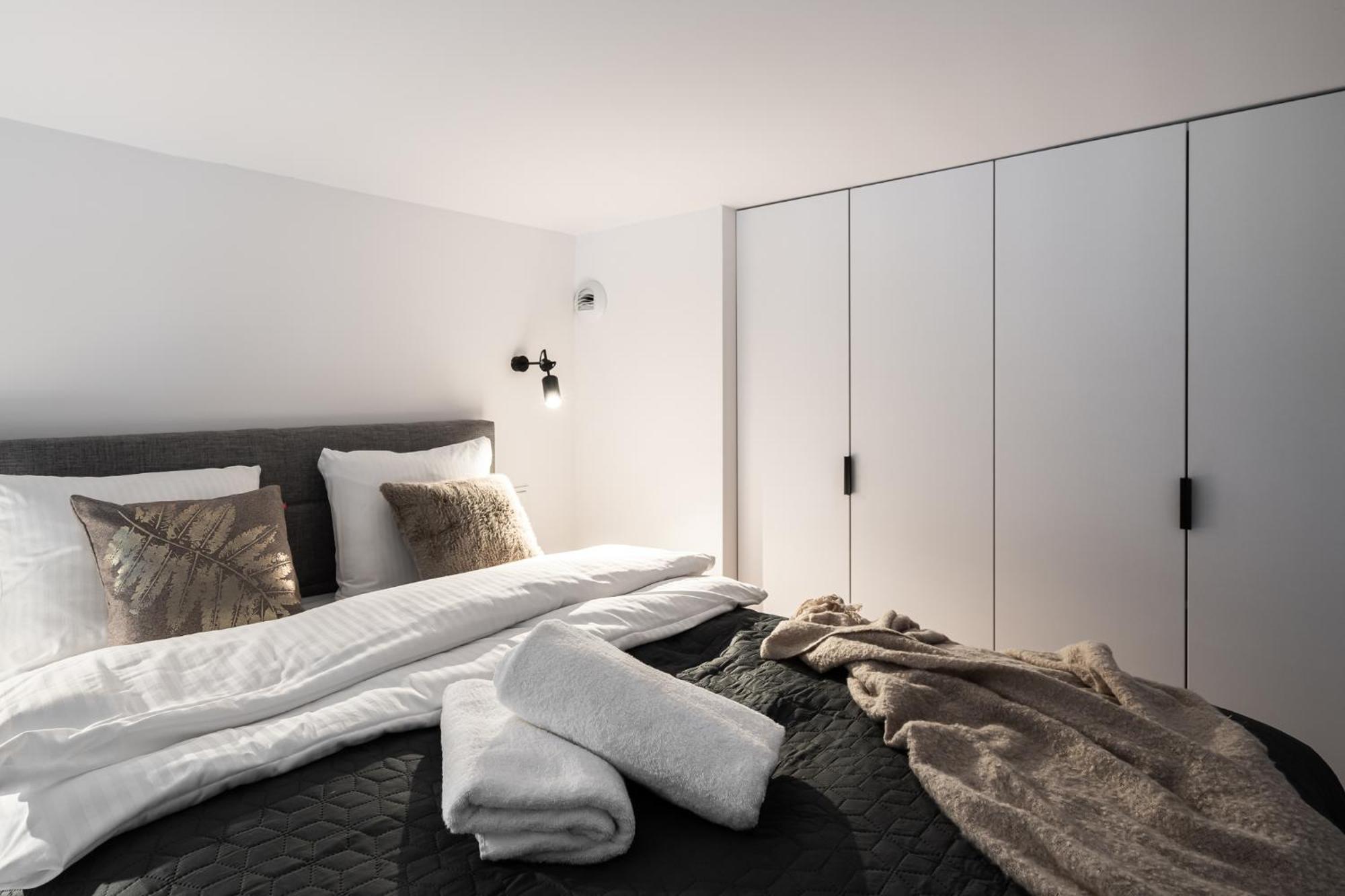Rentplanet - Bulwar Staromiejski Wrocław Exteriör bild