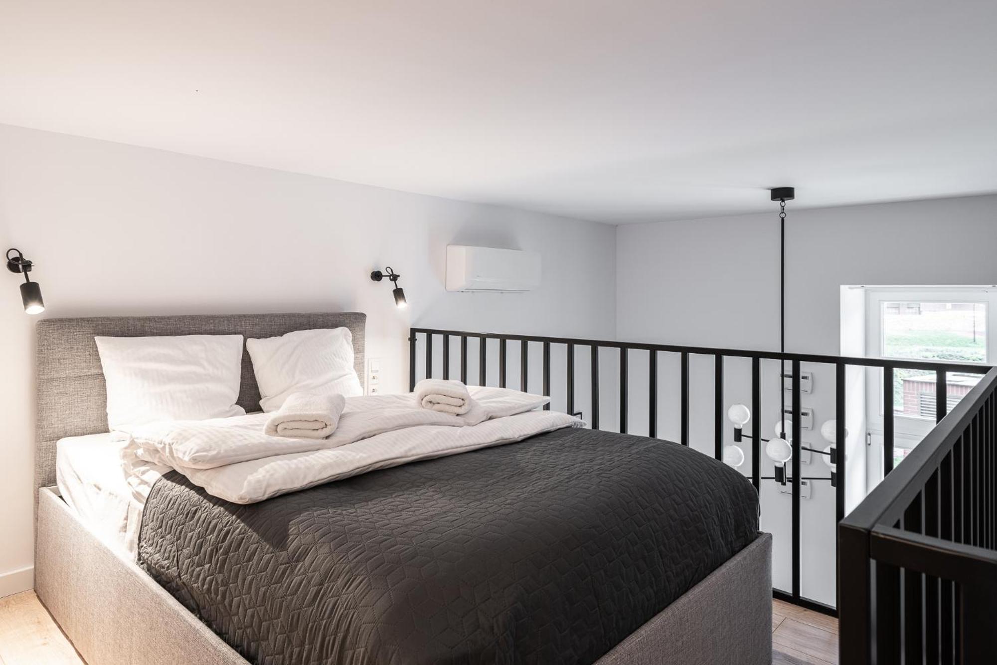 Rentplanet - Bulwar Staromiejski Wrocław Exteriör bild