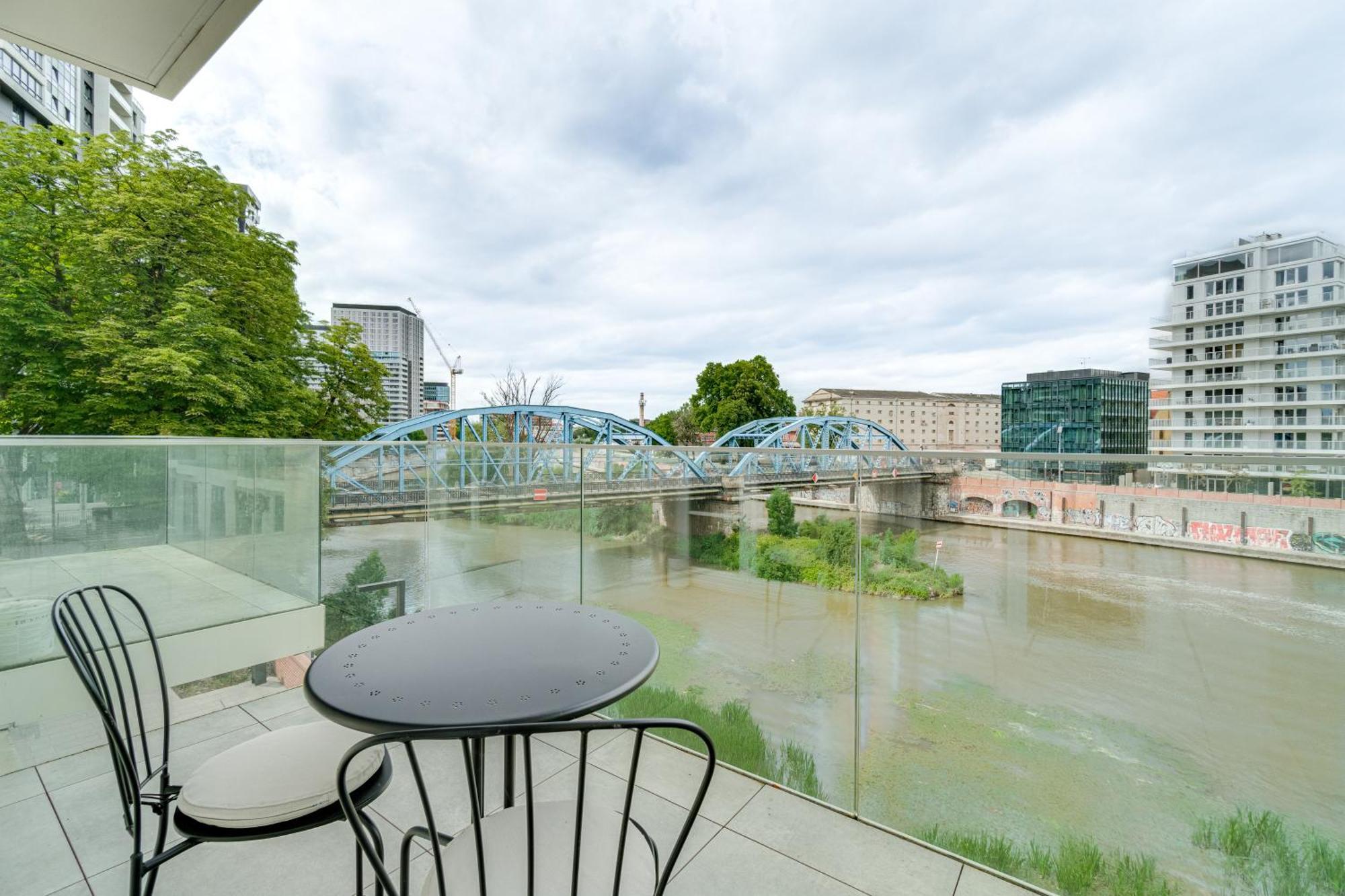 Rentplanet - Bulwar Staromiejski Wrocław Exteriör bild