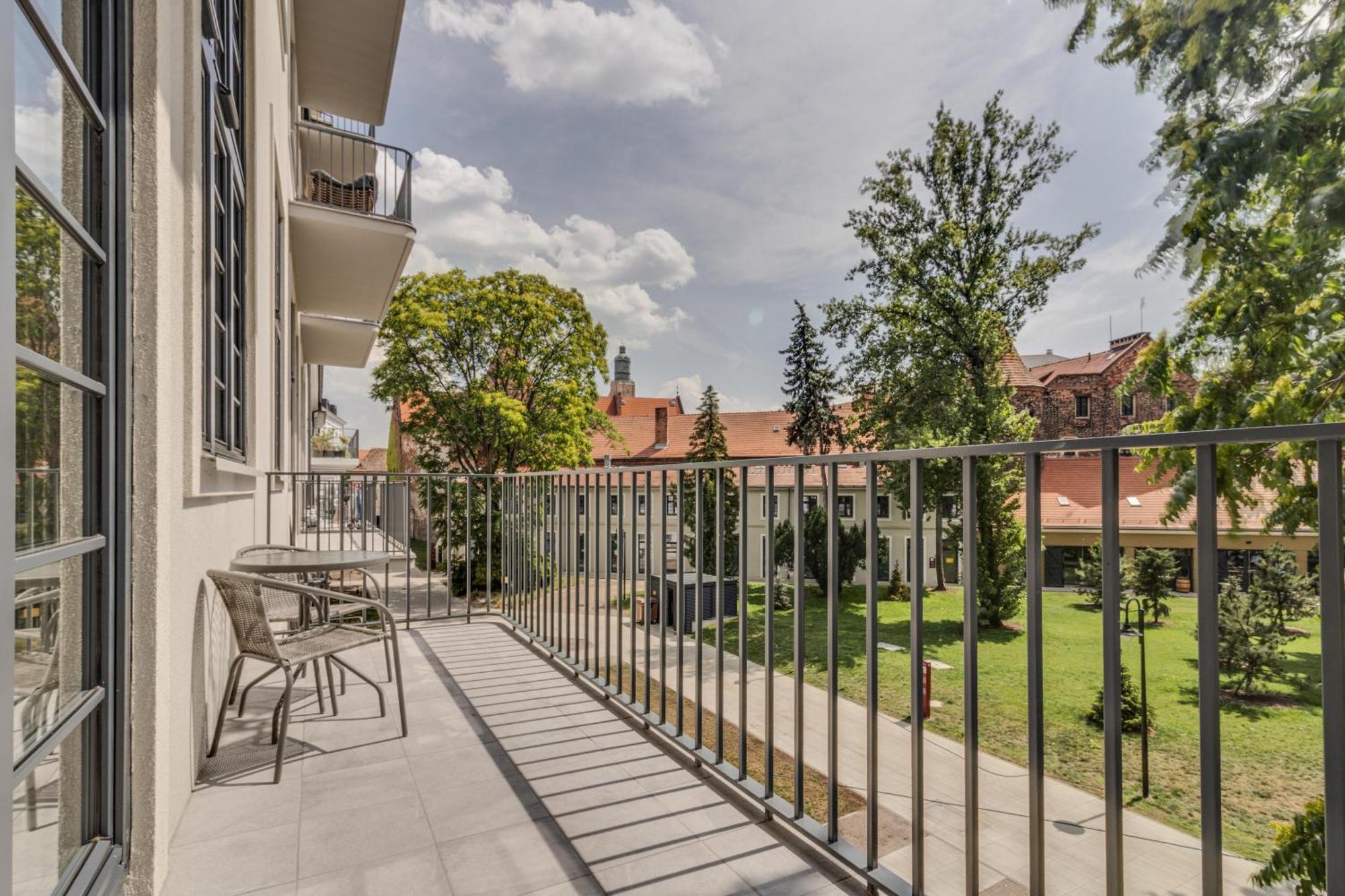 Rentplanet - Bulwar Staromiejski Wrocław Exteriör bild
